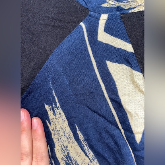 Brand Resort Wear Totem Faced Abstract Boho Cardigan w/ Metal Fastens - Size OS - Picture 14 of 16